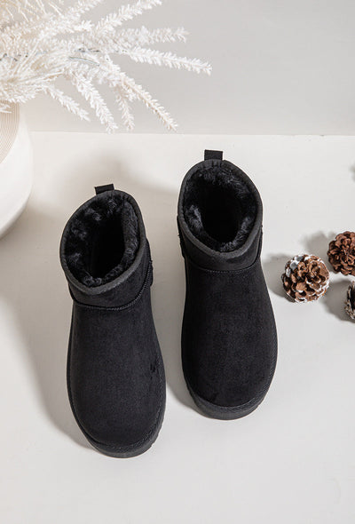 Kids Uggy Black Boots